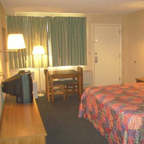 Family Budget Inn האריסון חדר תמונה