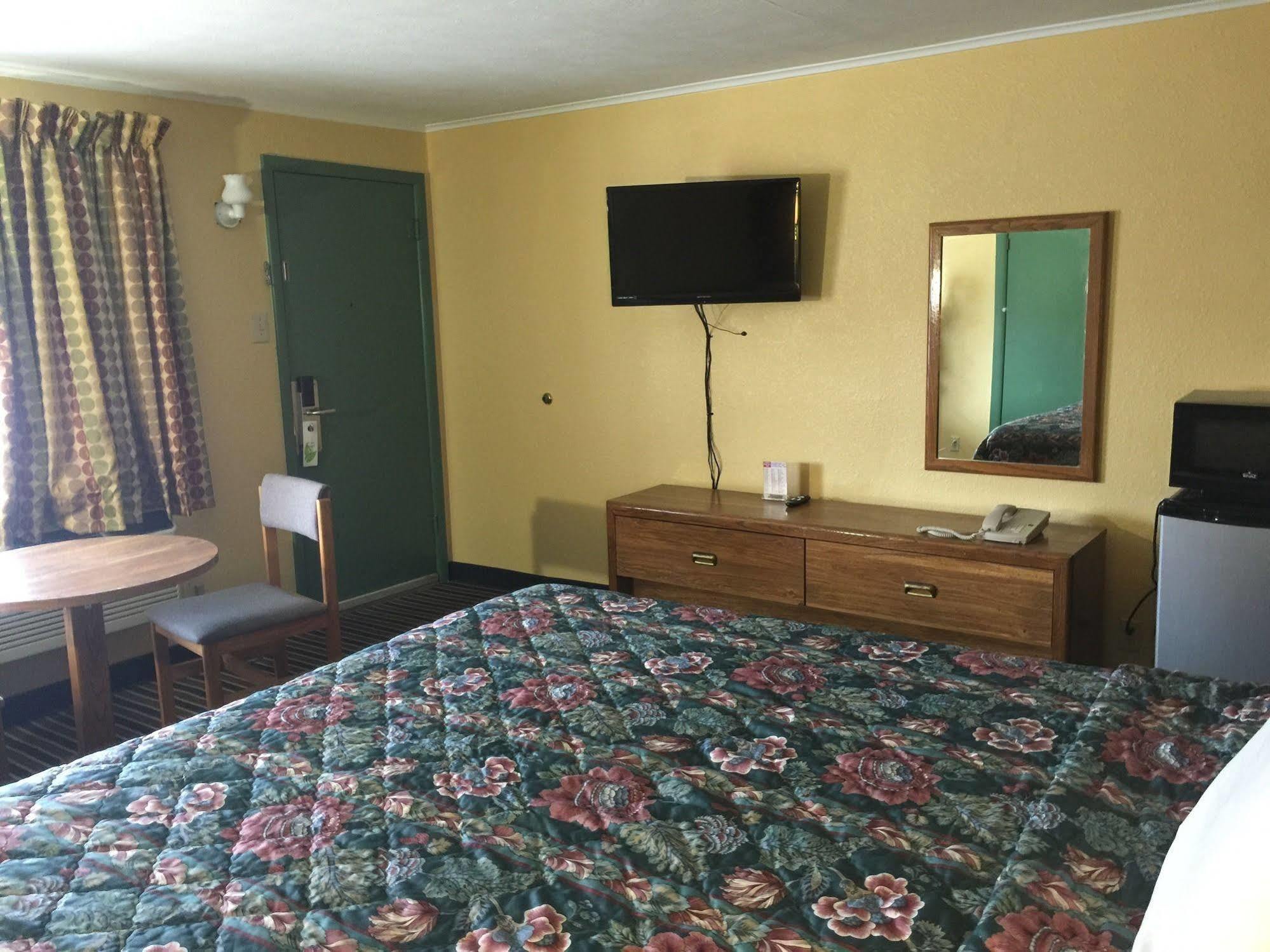 Family Budget Inn האריסון מראה חיצוני תמונה